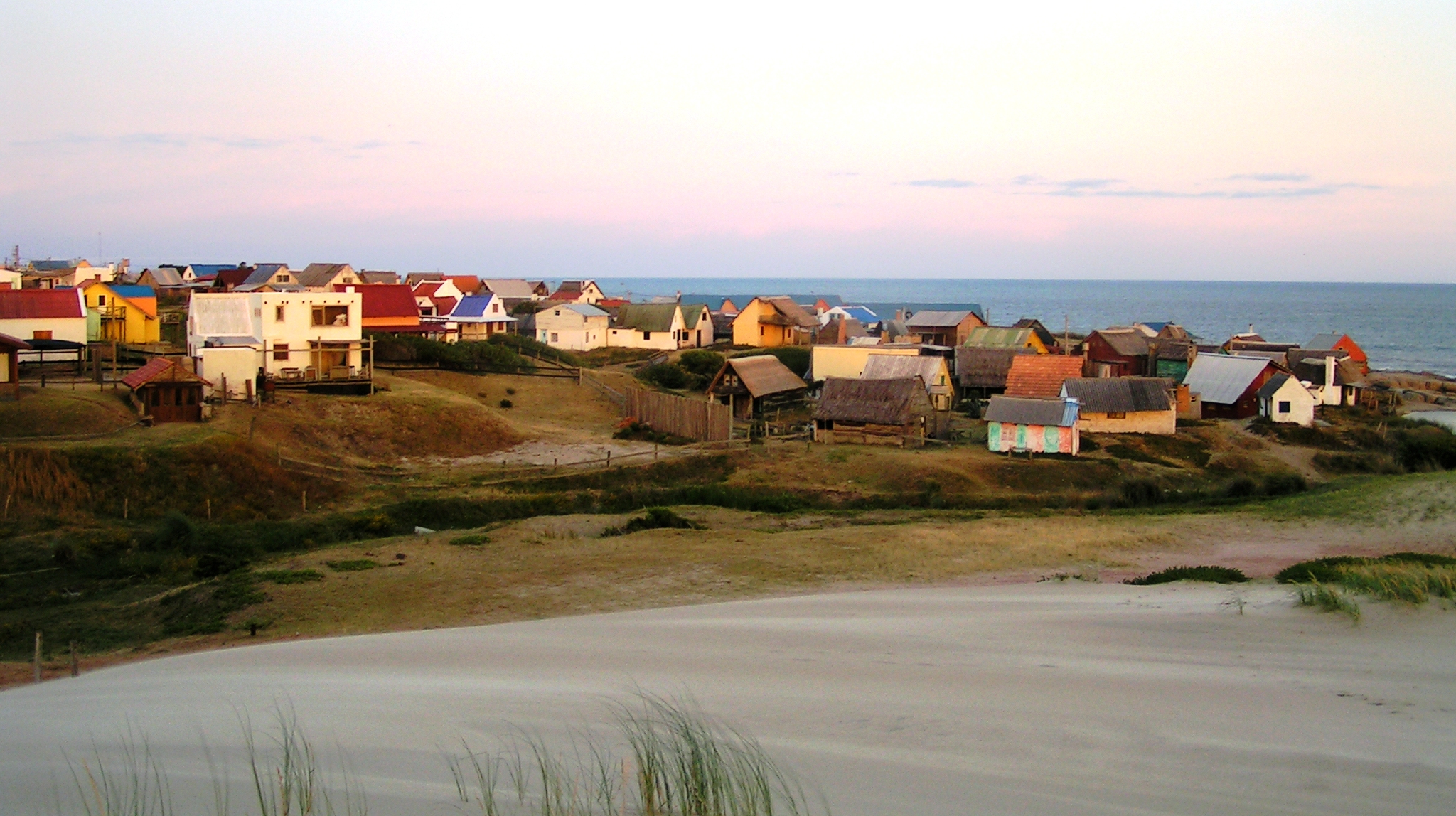 Uruguay - Punta del diablo - CC BY-SA 2.0 via Wikimedia Commons