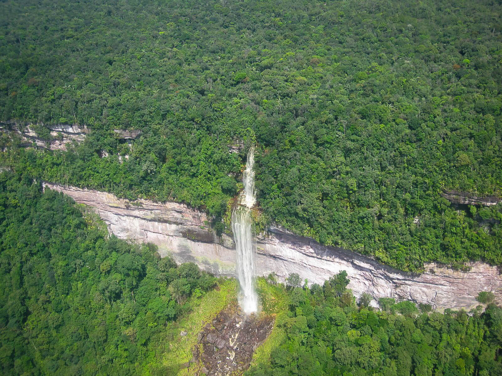Circuit Vénézuela – Chutes de Kaieteur et Chutes du Paradis – Latinexperience