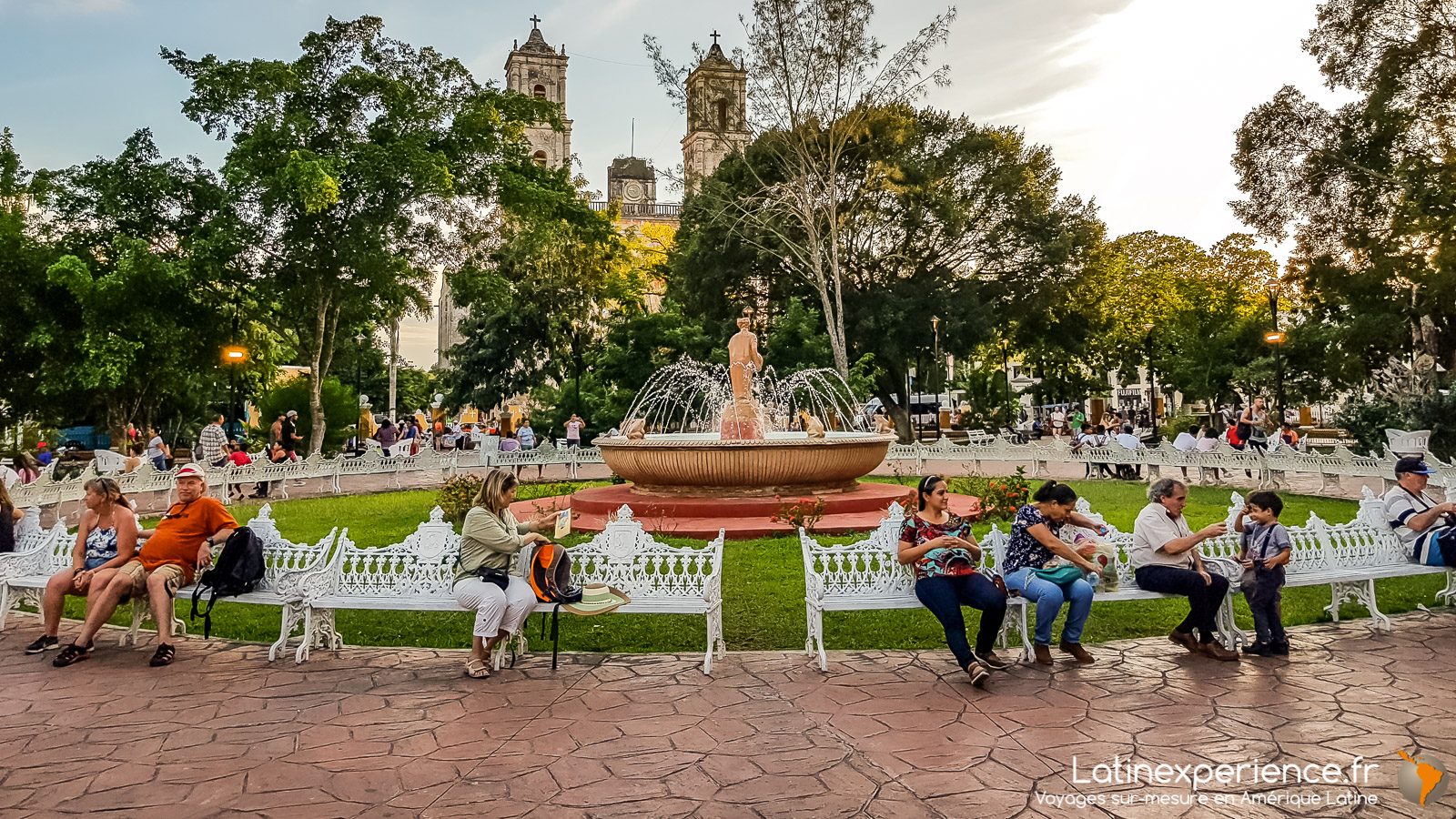 Mexique - Valladolid - Place centrale 2- Latinexperience voyages