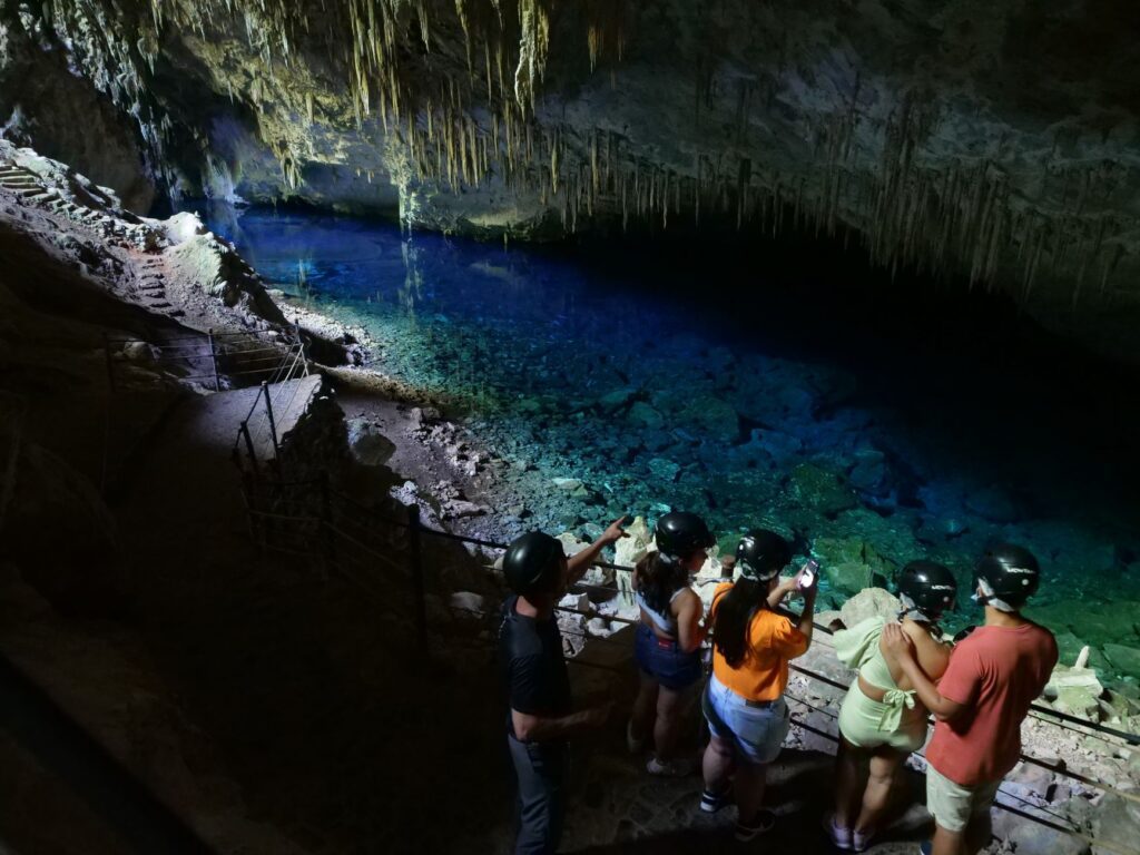 Grotte Bleue et vol vers le Pantanal Nord - Cuiaba, Brésil