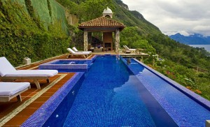 Guatemala-Lac-Atitlan-hotel-casa-palopo