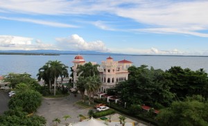 cuba-cienfuegos-palacio-del-valle