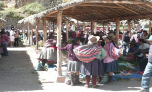 Perou - Cordillere blanche - Marché